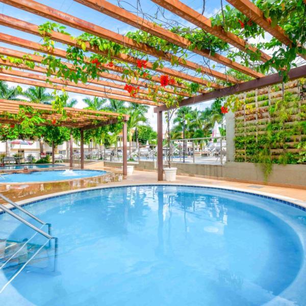 Diroma International - Ganhe Um Dia No Diroma Acqua Park Aparthotel